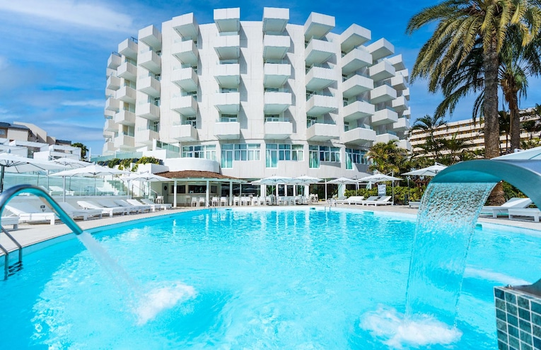 Swimming pools - 1