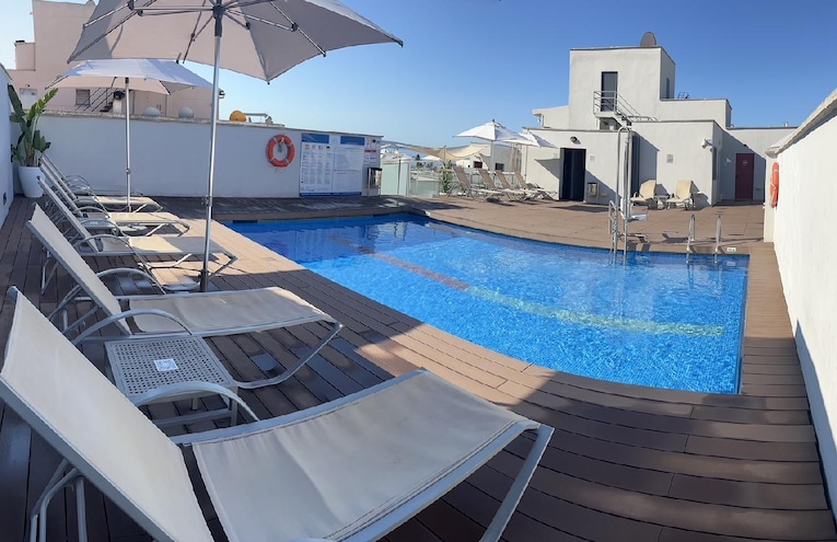 Swimming pools - 1