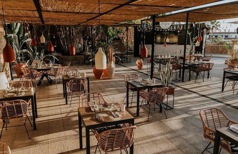 Restaurants - 6