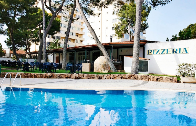 Swimming pools - 3