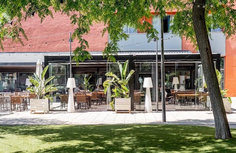 Restaurants - 1