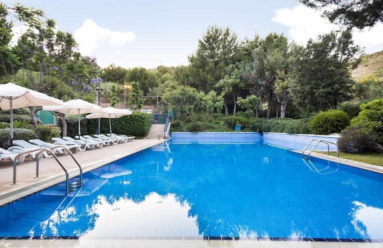 Swimming pools - 1