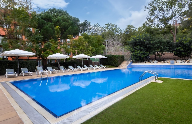 Swimming pools - 2