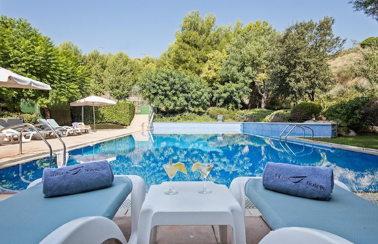 Swimming pools - 5