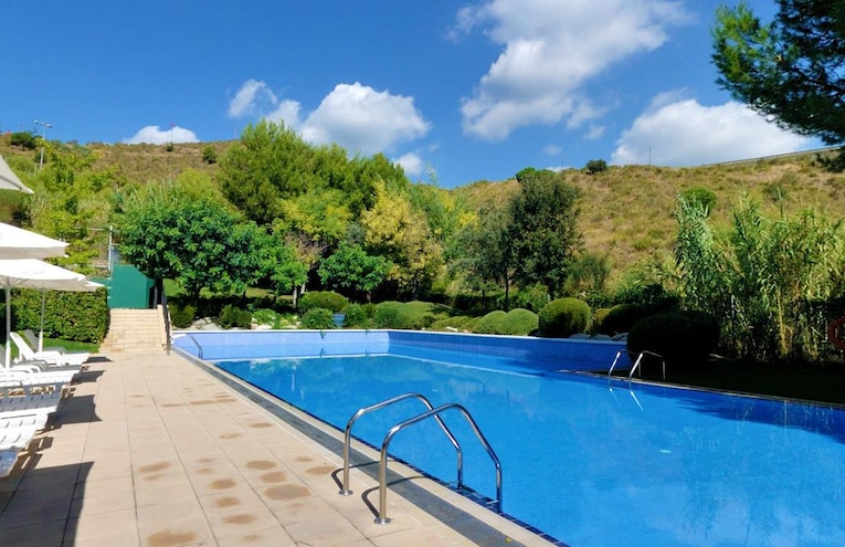 Swimming pools - 6