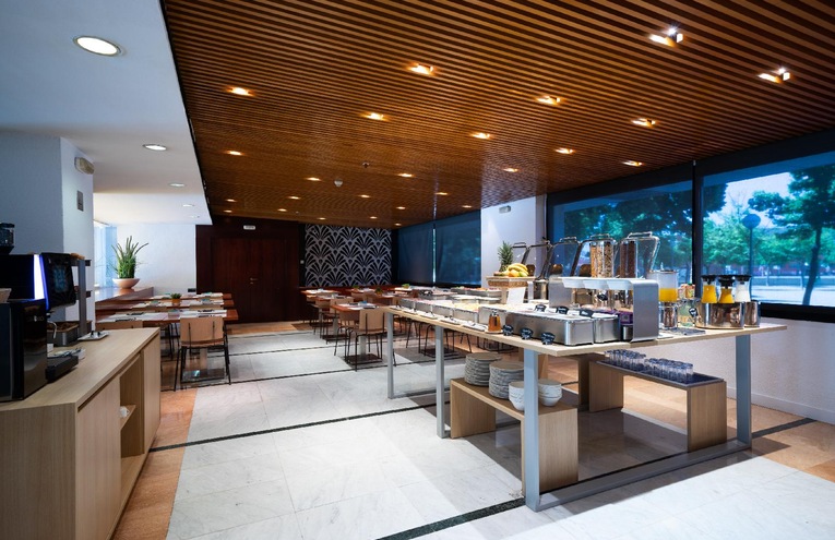 Restaurants - 10