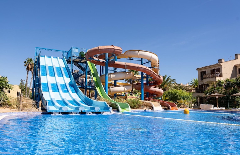 Swimming pools - 3