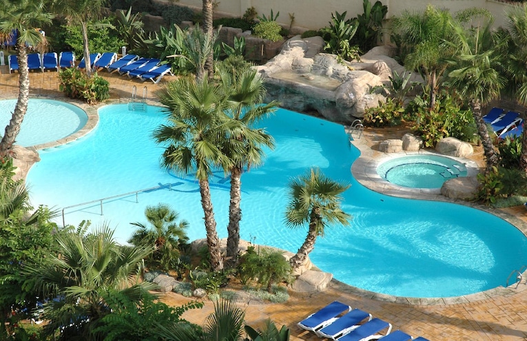 Swimming pools - 3