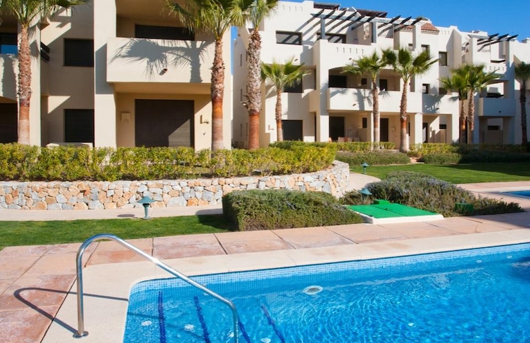Swimming pools - 3