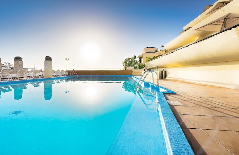 Swimming pools - 2