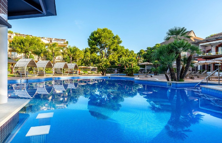 Swimming pools - 1