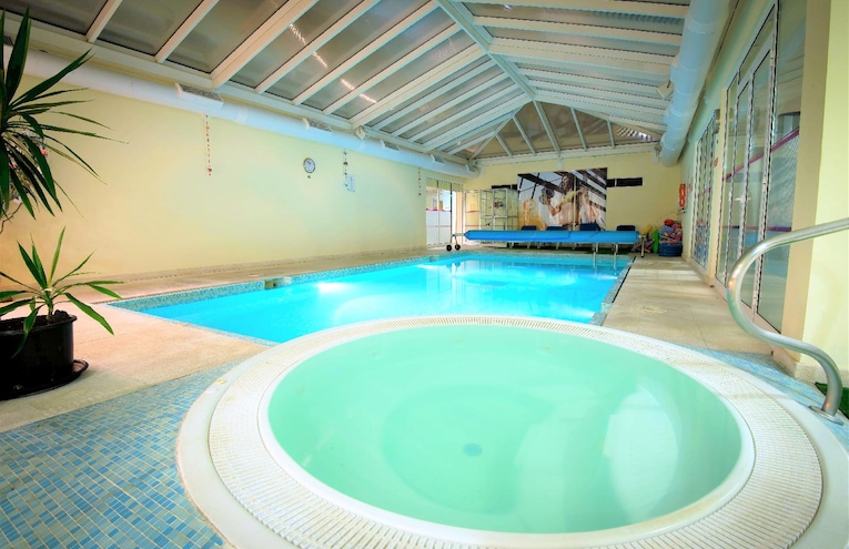 Swimming pools - 2