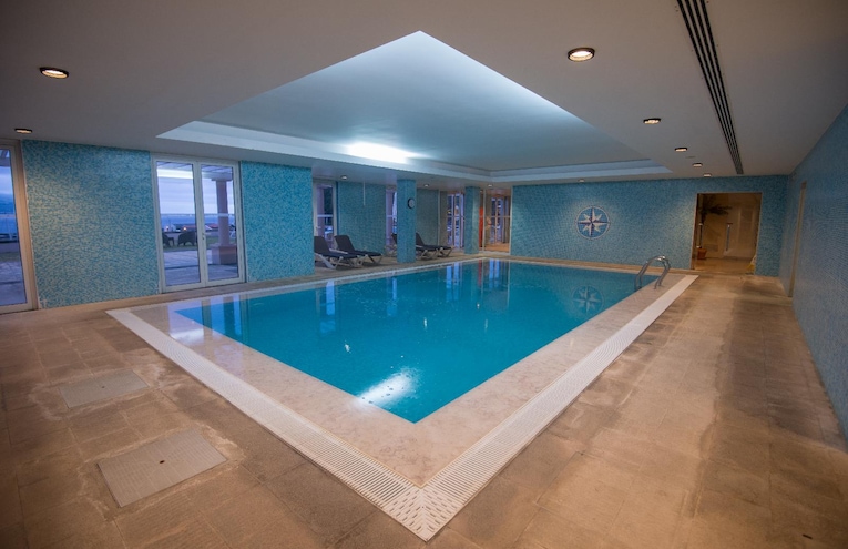Swimming pools - 1