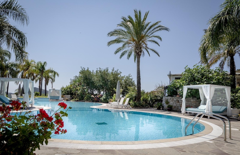 Swimming pools - 2