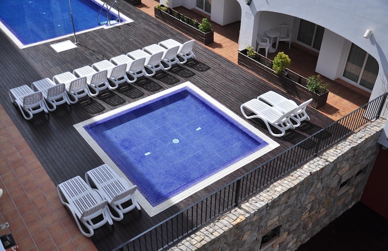 Swimming pools - 5