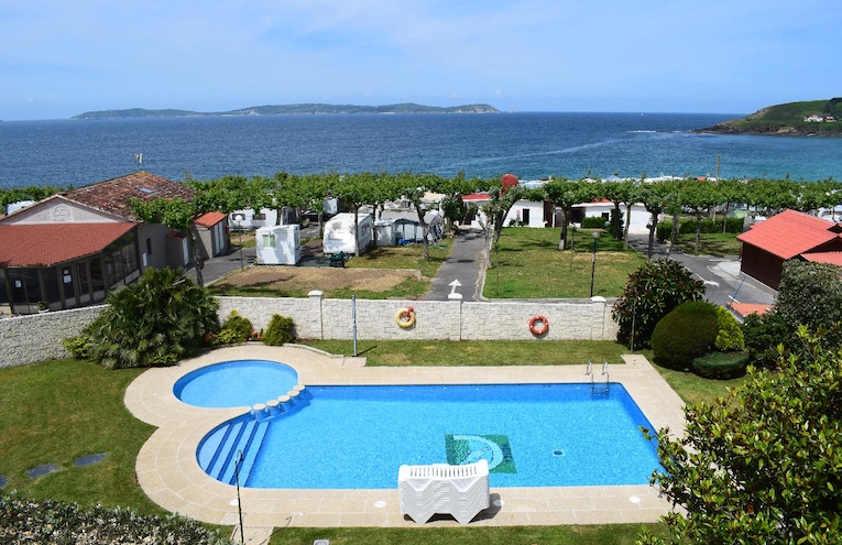 Swimming pools - 2