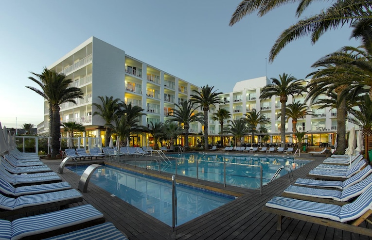 Swimming pools - 1