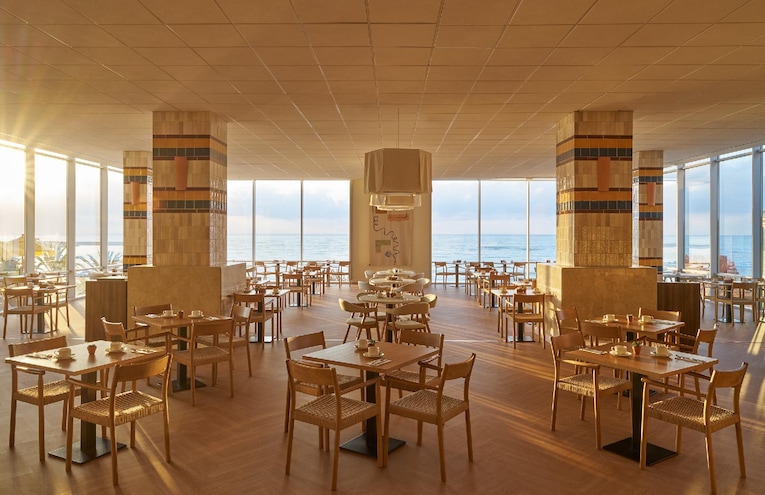 Restaurants - 8