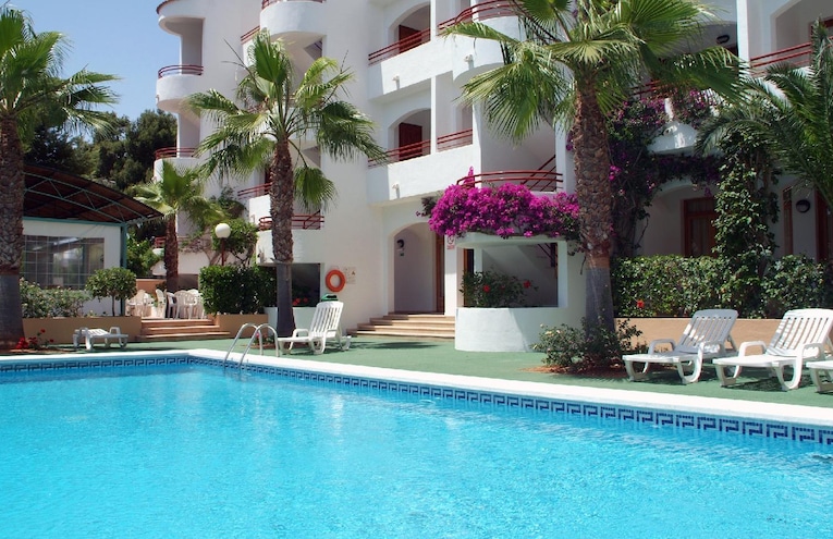 Swimming pools - 3