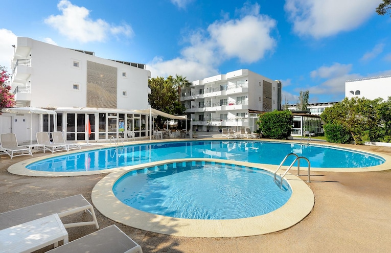 Swimming pools - 2