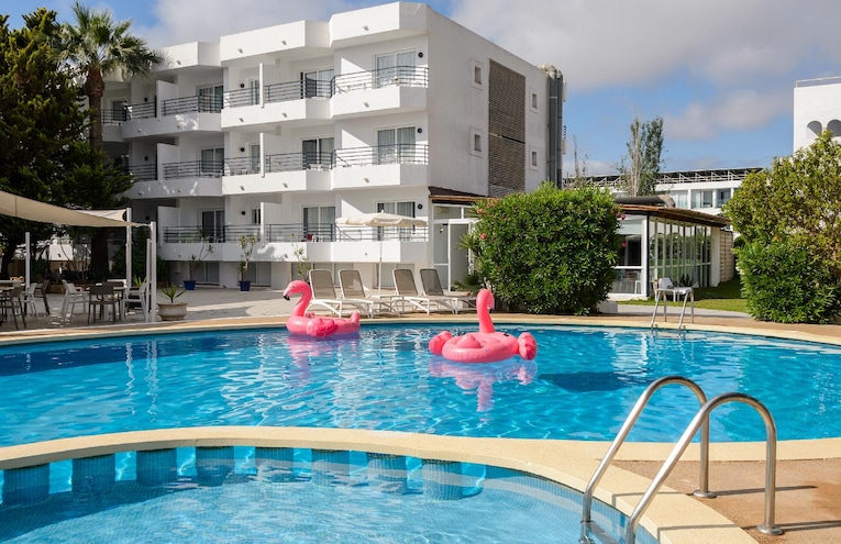 Swimming pools - 3
