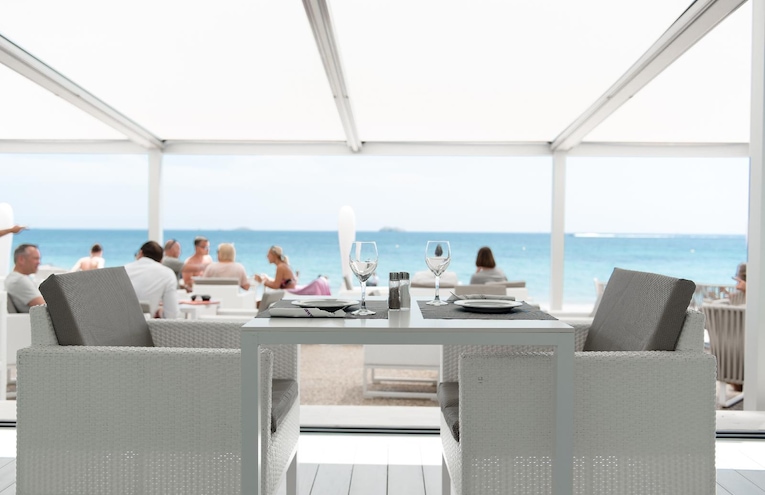 Restaurants - 4