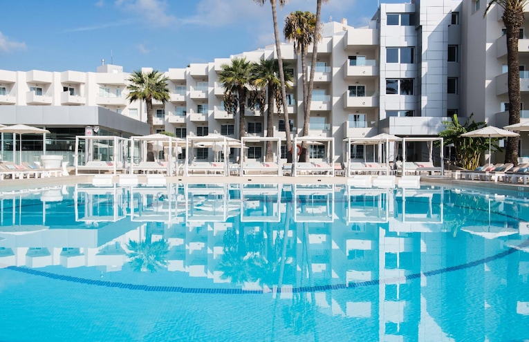 Swimming pools - 3