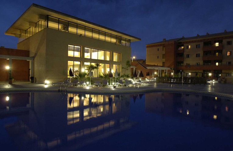 Swimming pools - 1