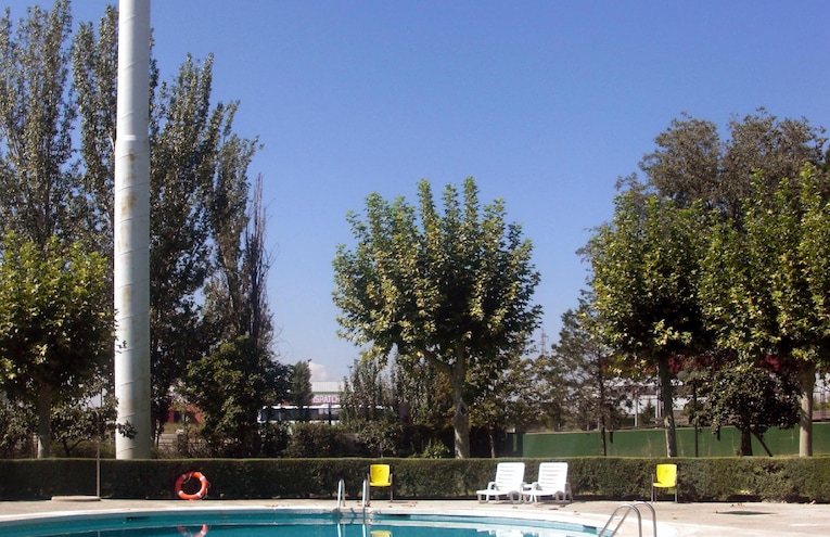 Swimming pools - 1