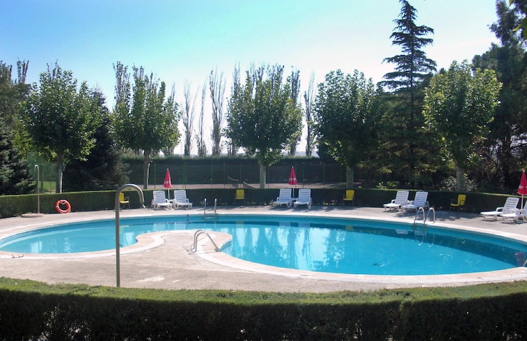 Swimming pools - 2