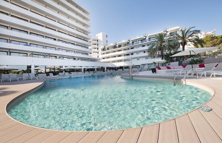 Swimming pools - 1