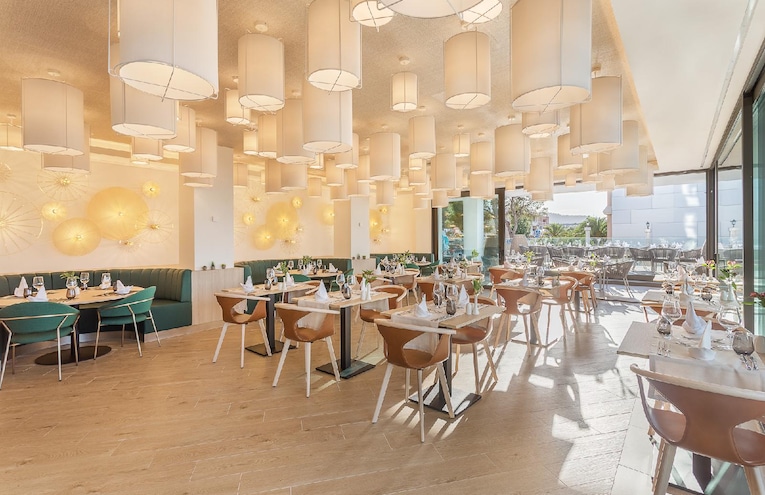 Restaurants - 6