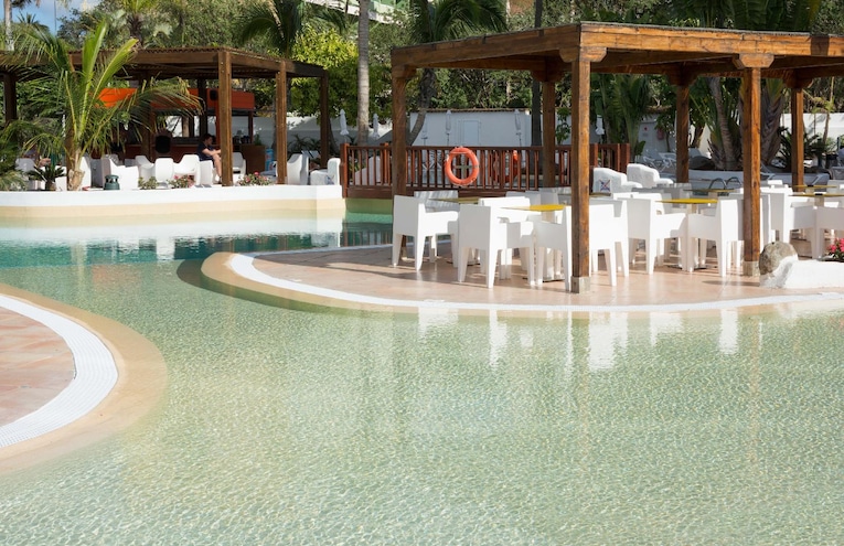 Swimming pools - 2