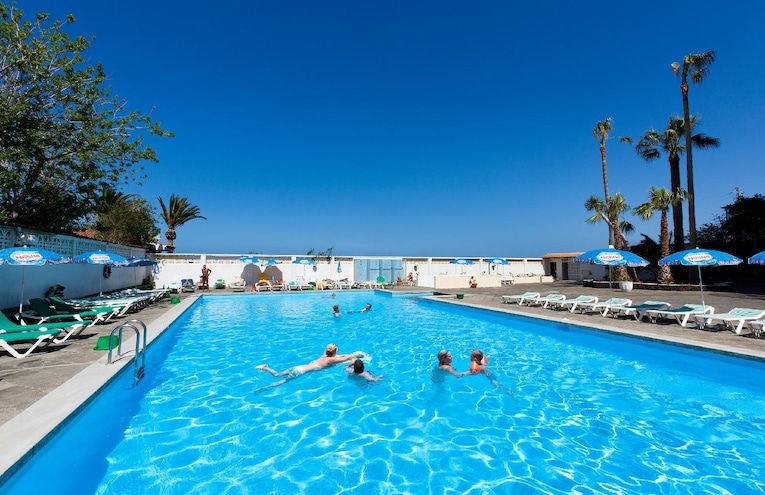 Swimming pools - 2