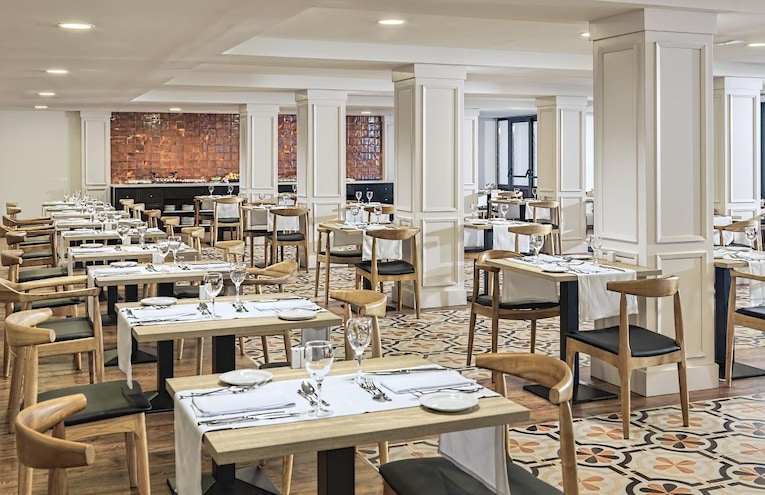 Restaurants - 4