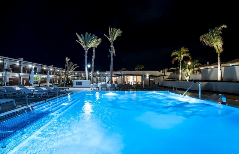 Swimming pools - 1