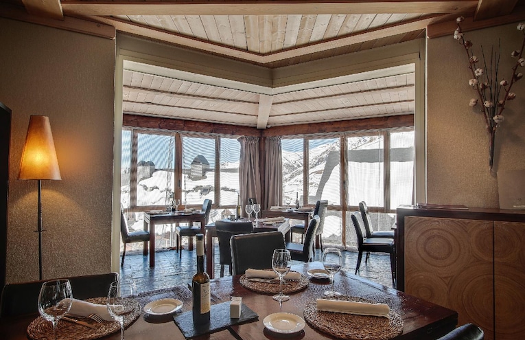 Restaurants - 1