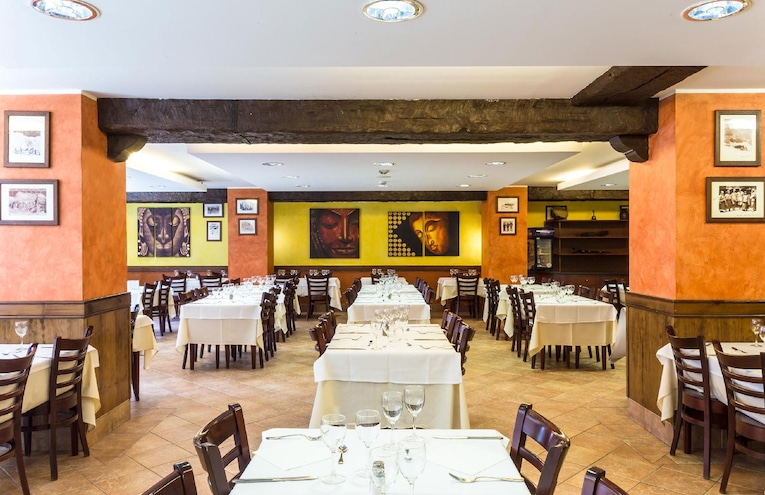 Restaurants - 6