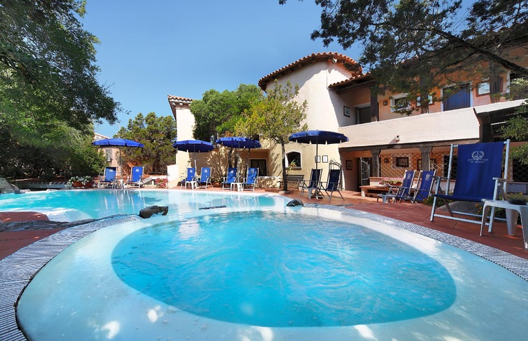 Swimming pools - 1