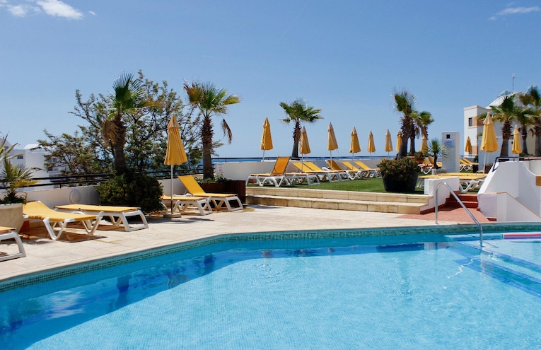Swimming pools - 1