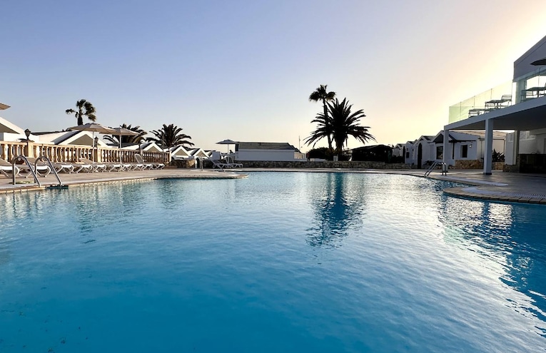 Swimming pools - 1