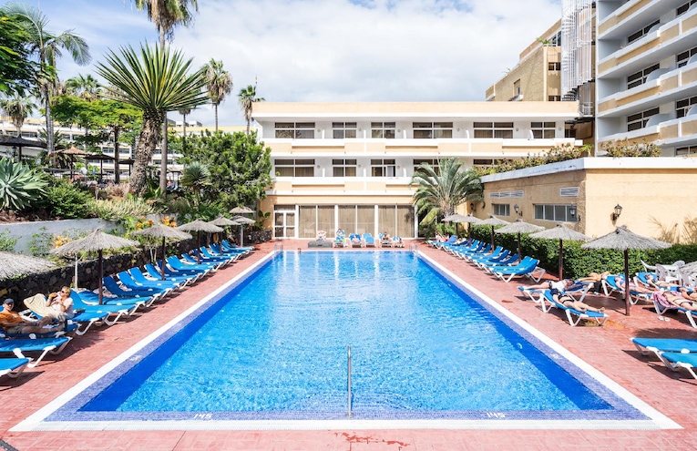 Swimming pools - 1
