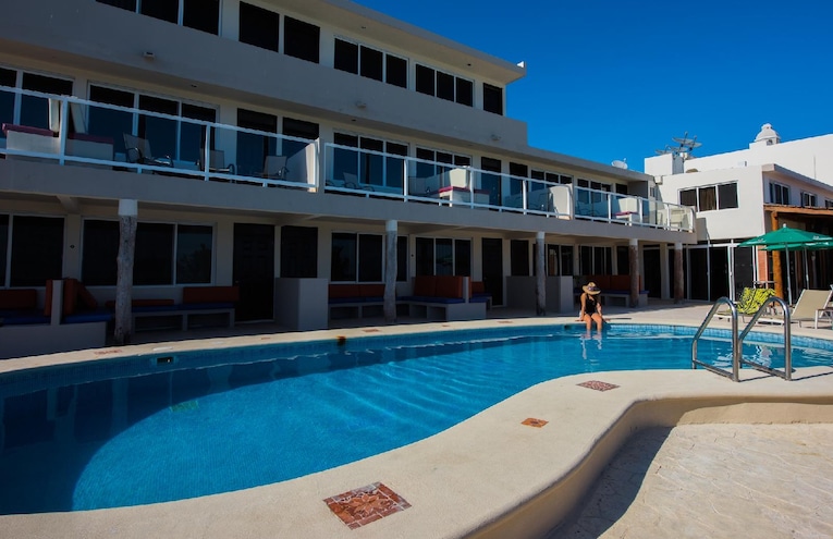Swimming pools - 1