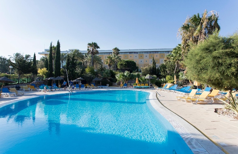 Swimming pools - 2