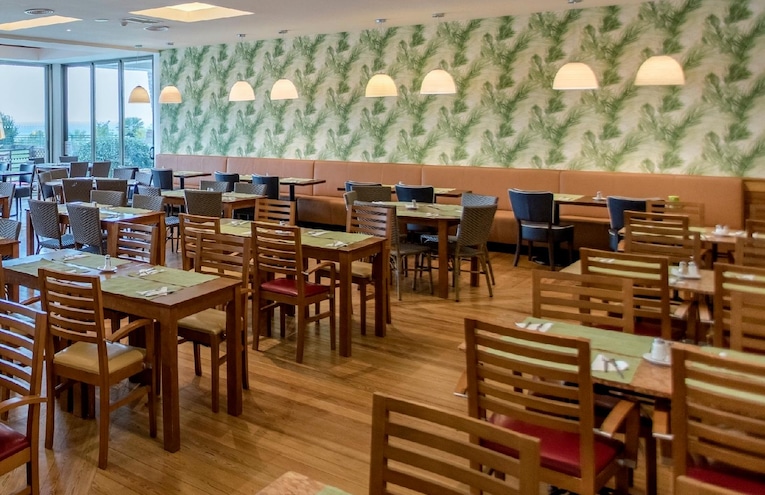 Restaurants - 4