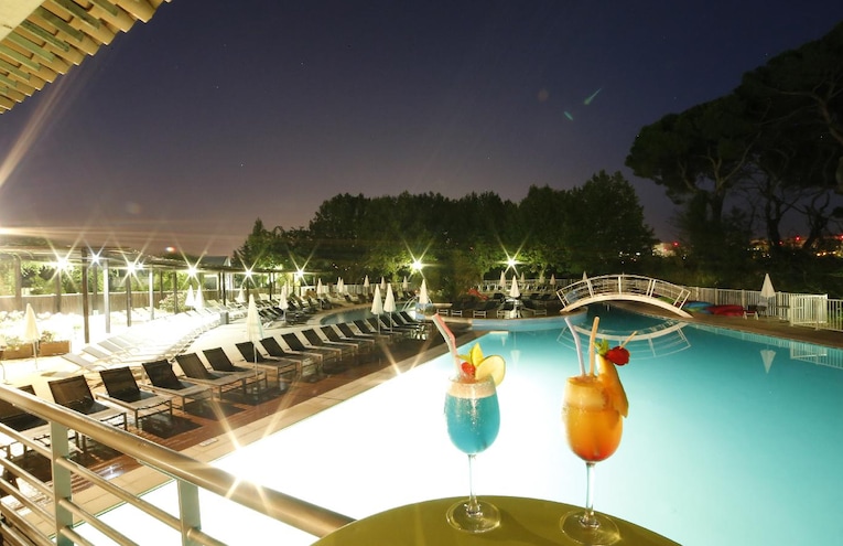 Swimming pools - 2