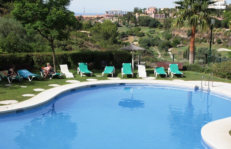 Swimming pools - 1