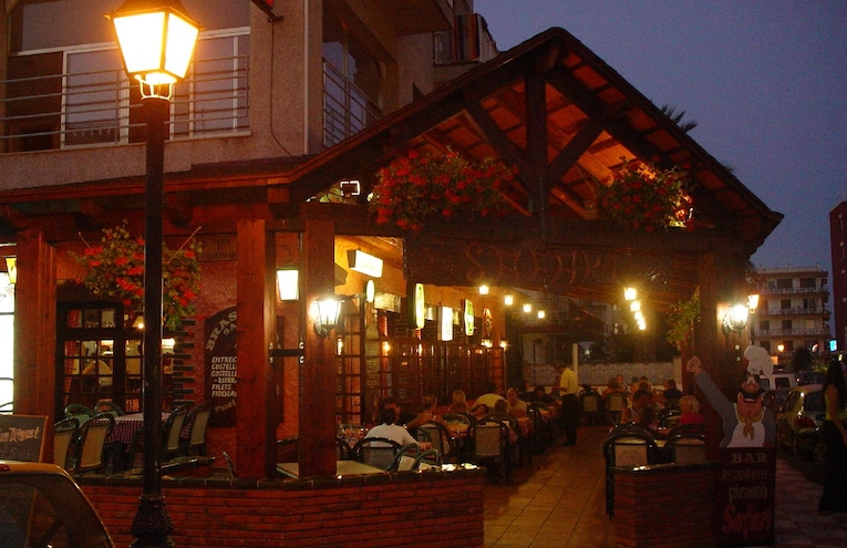 Restaurants - 5