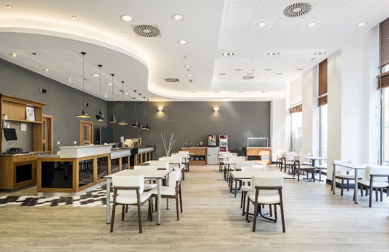 Restaurants - 6