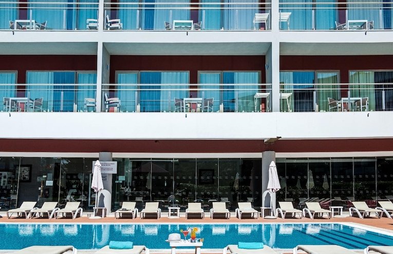 Swimming pools - 3